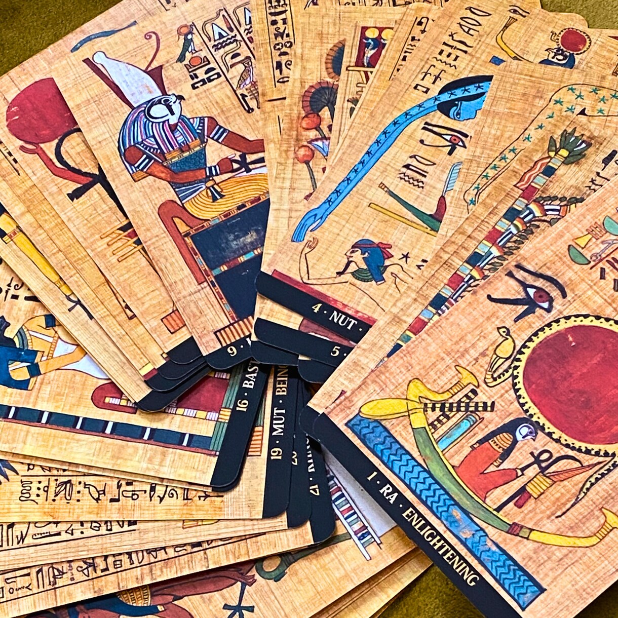 あなたの抱えるお悩みへのメッセージをお届けします 古代エジプトの神々と共に、あなたの人生を読み解きます イメージ2