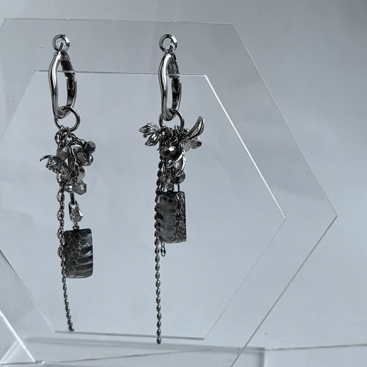 ペットの毛、脱皮殻でアクセサリーをお作りします この子の“生きた証”を、そっと身にまとう イメージ1