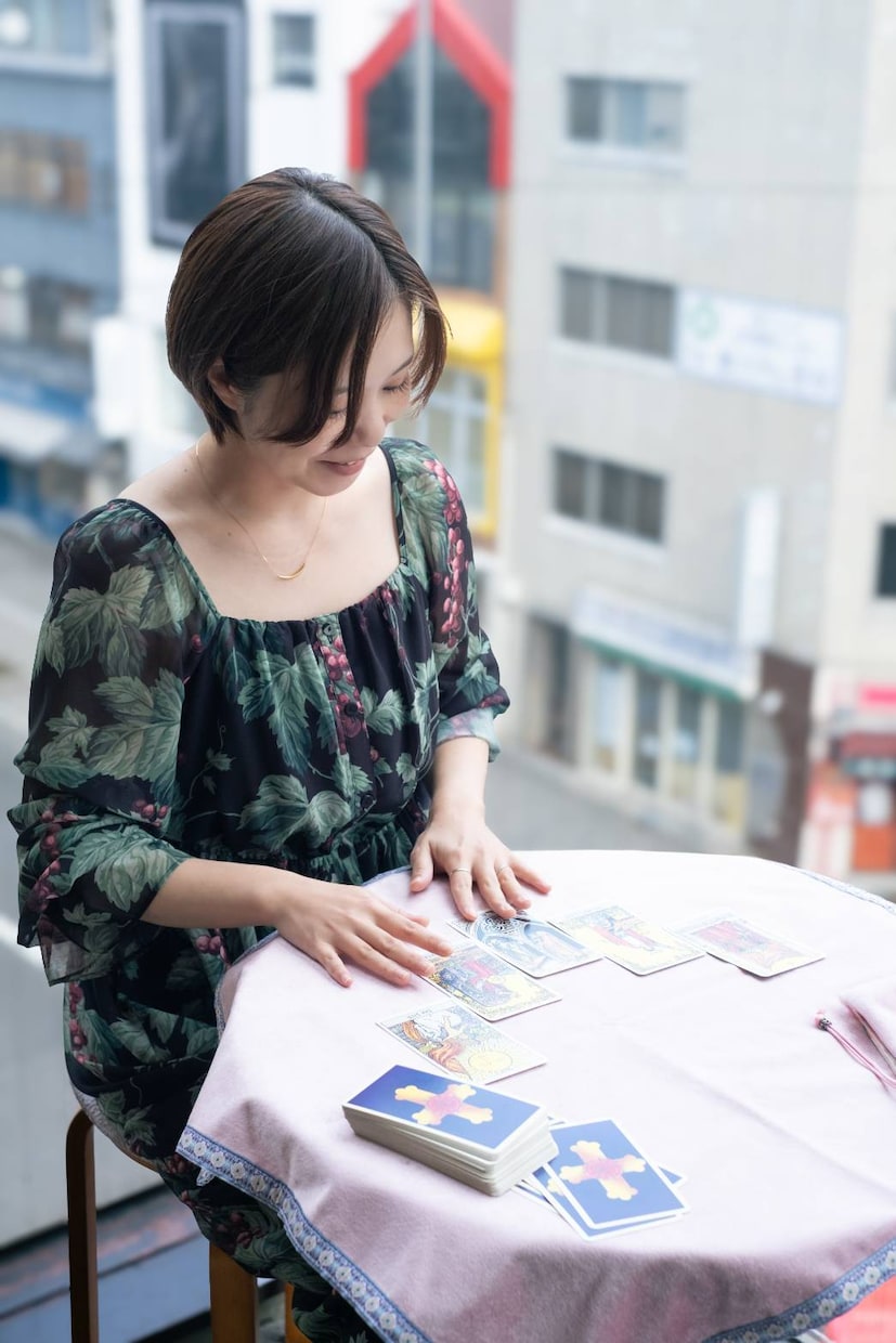あなたをHAPPYな恋愛体質へ導きます 恋愛専門タロット占い師があなたの恋愛を占います イメージ3