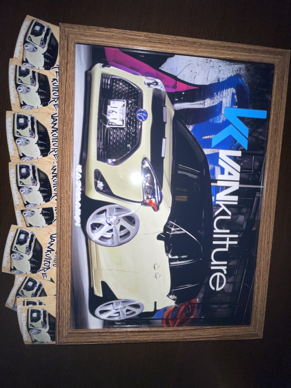 あなたの愛車イラストにしa4ポスター化します 思い出の愛車をポスターに！フレームも無料でついてきます！ イメージ2