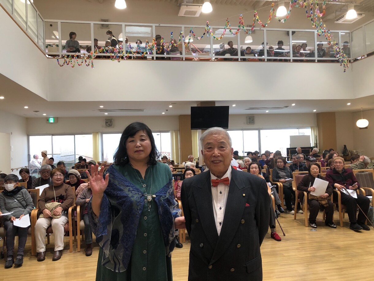パーティピアノ♪カラオケ即興伴奏で歌えます 。貴方も歌手と同じような伴奏で歌ってみませんか？ イメージ6