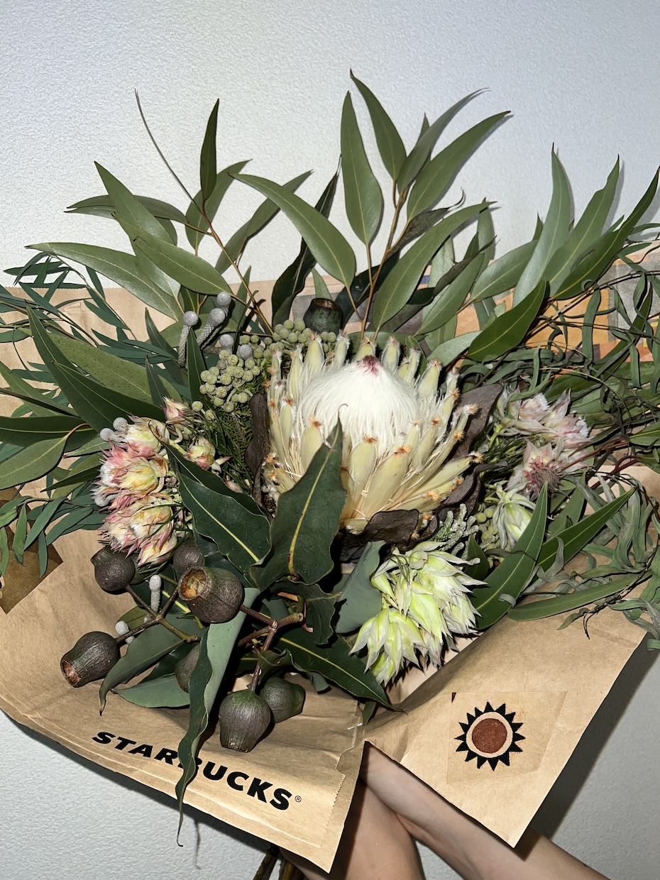 家用、プレゼント用の花束たばねます 花初心者の方向けに花を束ねます！ イメージ2