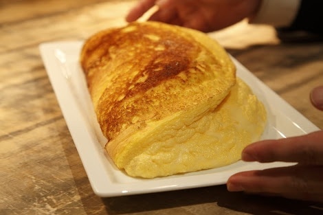 ふわふわスフレ風オムレツの作り方！ イメージ1