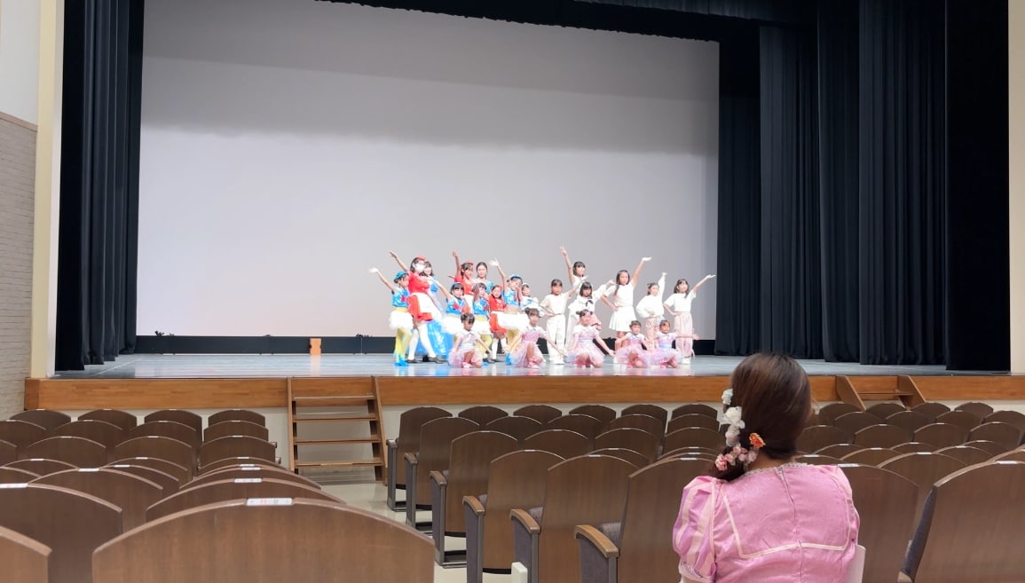元テーマパーク振付け師が振り付けます 簡単な様で時間を要する振り付け、お手伝いします。 イメージ1