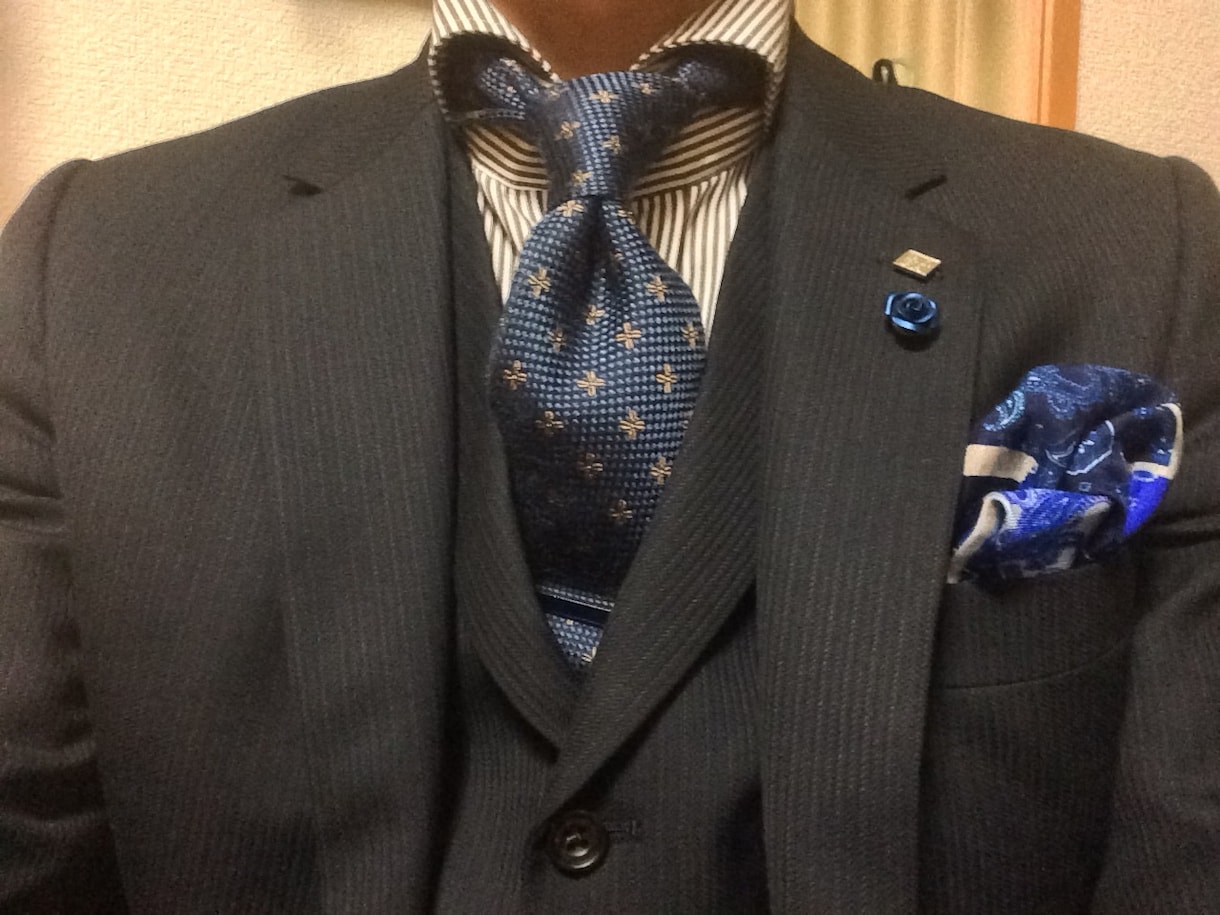 用途にあったカッコいいスーツの着こなしご提案します 元スーツ屋の私があなたに合ったスーツを提案させて頂きます！ イメージ3
