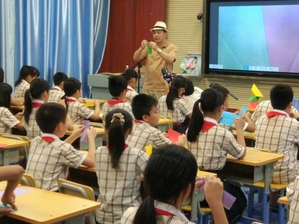 長方形折り紙教えます 紙でレゴ作れて、2層的な包み、立体的な面白いカタチ イメージ5