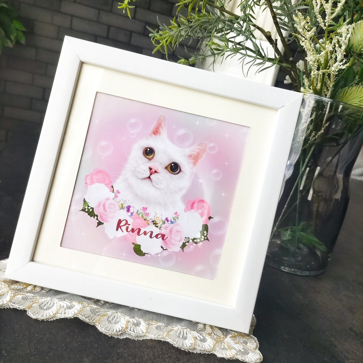 花々のリースに囲まれた心温まる作品に仕上げます おしゃれスクエアフレームに想いを込めて イメージ1
