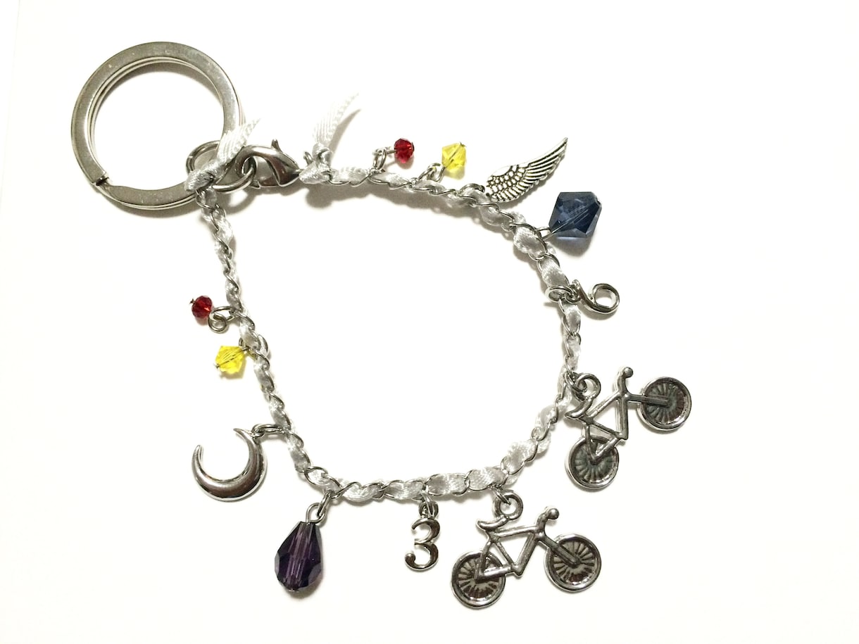 イメージアクセサリーのオーダーメイド制作します オーダー実績70個以上。10年目作家。 イメージ9