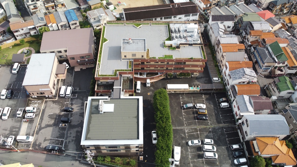 ドローンによる空撮をいたします 宣伝、イベント、家屋屋根点検調査、パンフレット撮影 イメージ2