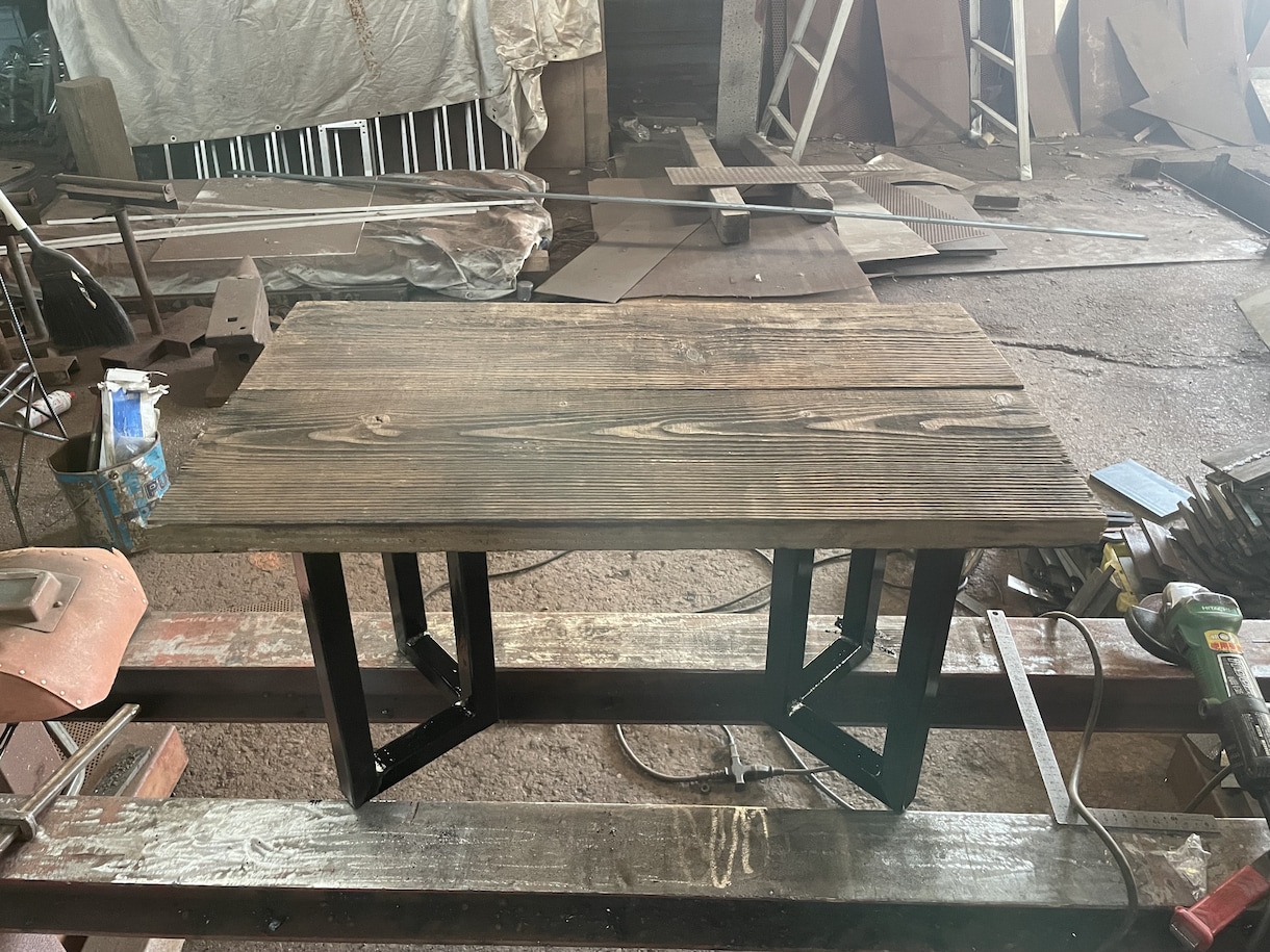 家具、キャンプ用品等様々な品を制作してお届けします 鉄から始まる職人の仕事。手仕事で極める鉄のオーダーメイド。 イメージ2