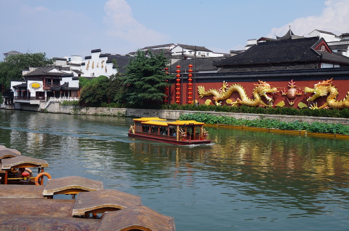 名門大学留学経験あり 中国語→日本語の翻訳をします 南京大学留学、現地日本語講師のバイト経験あり、HSK5級 イメージ1