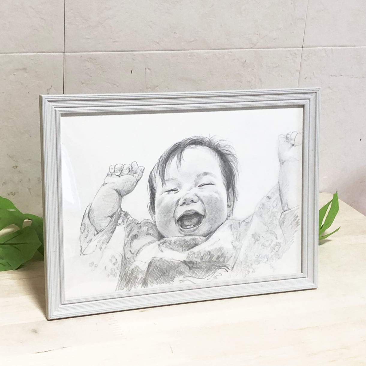 赤ちゃん記念日・成長記録にデッサン似顔絵を描きます 写真を元にデフォルメなしの鉛筆画！贈り物やインテリアにどうぞ イメージ2