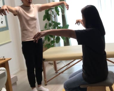 優しい効果の高いセルフケア一緒にやりながら教えます 正しくできていますか？効果を出すためのポイントがある！ イメージ3