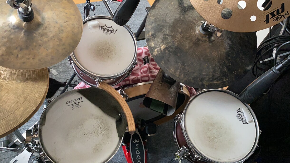 マイク8chで高品質生ドラム録音をします 打込みにはない繋がりのあるグルーヴ感を是非。 イメージ1