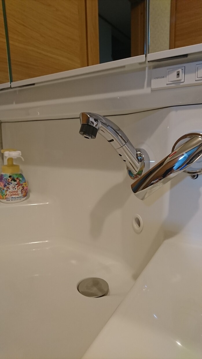 こまめに掃除でキレイをキープします 水回りを中心にホテルよりもキレイな我が家を目指します。 イメージ2