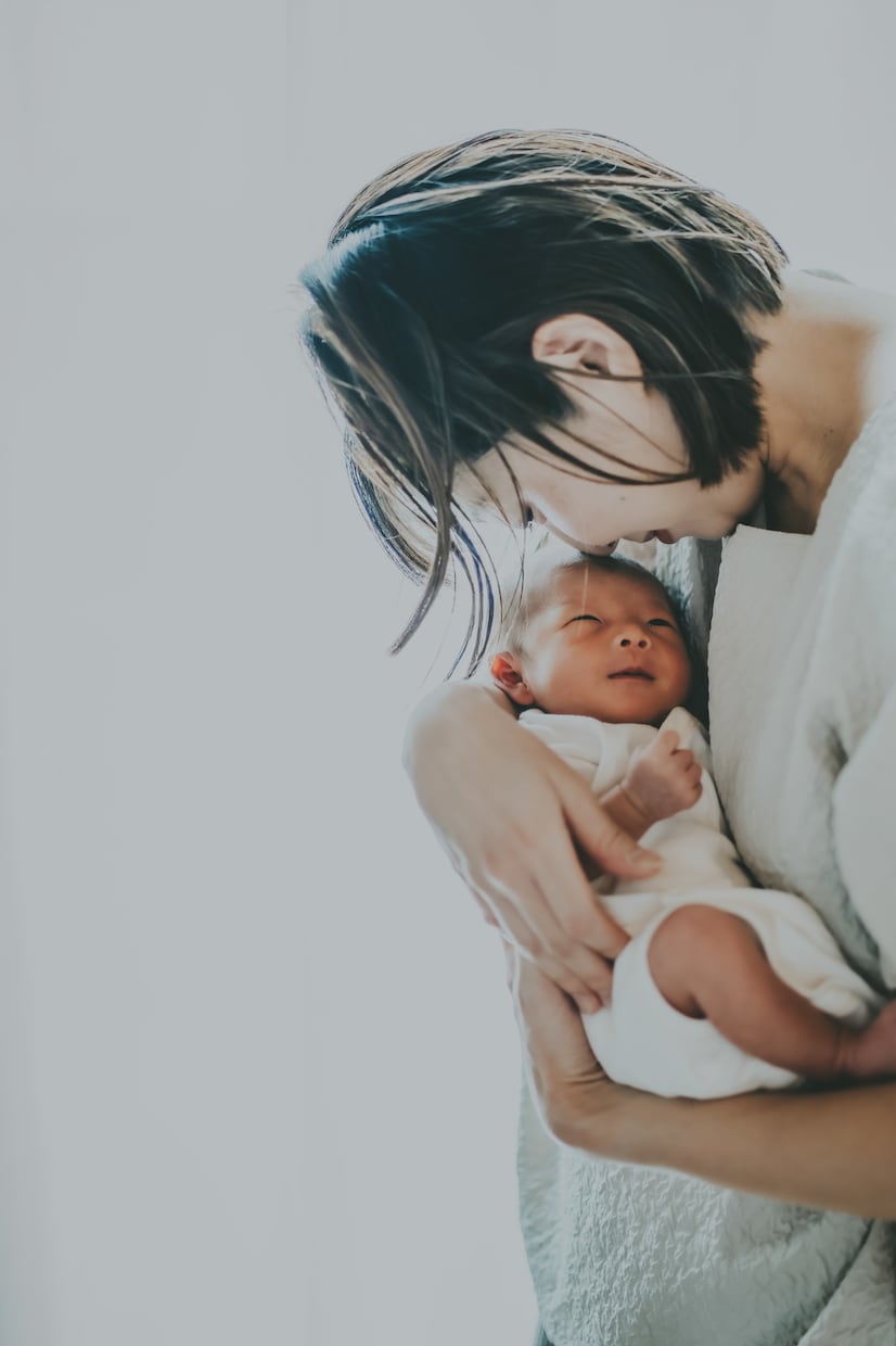 温かなナチュラルニューボーンをお撮りします ご自宅にてナチュラルで自然な親子の初々しい様子をお撮りします イメージ2