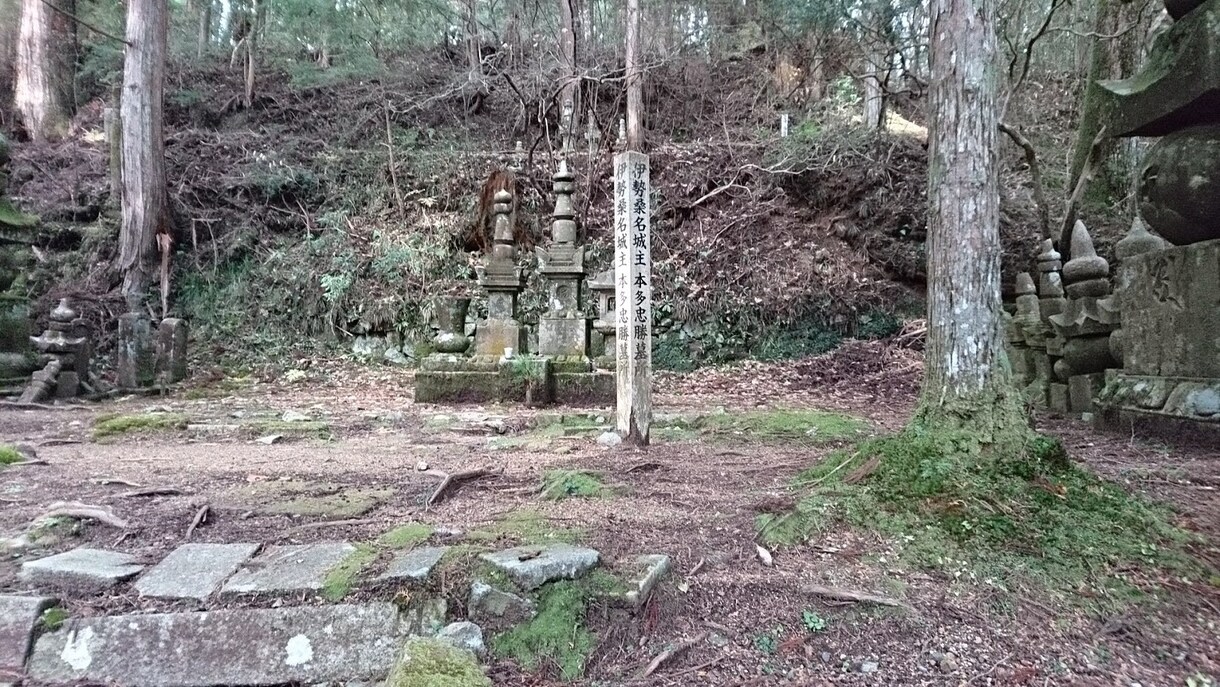 お墓参り代行します 御先祖様を御供養出来ない方。心を込めてお参りしてまいります イメージ1