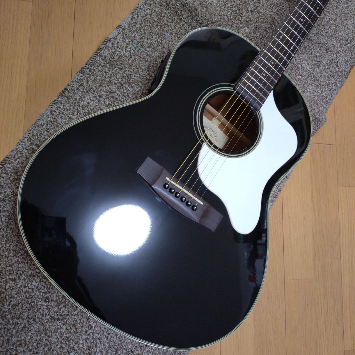 お気に入りのエレキギター、エレキベース綺麗にします 愛用のエレキギター、エレキベース、リフレッシュします。 イメージ1
