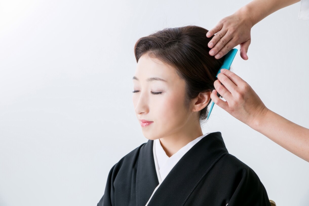 50歳以上の女性結婚式お呼ばれ髪型相談承ります 美容師歴25年あなたに素敵な髪型を提案！楽しい1日に イメージ8