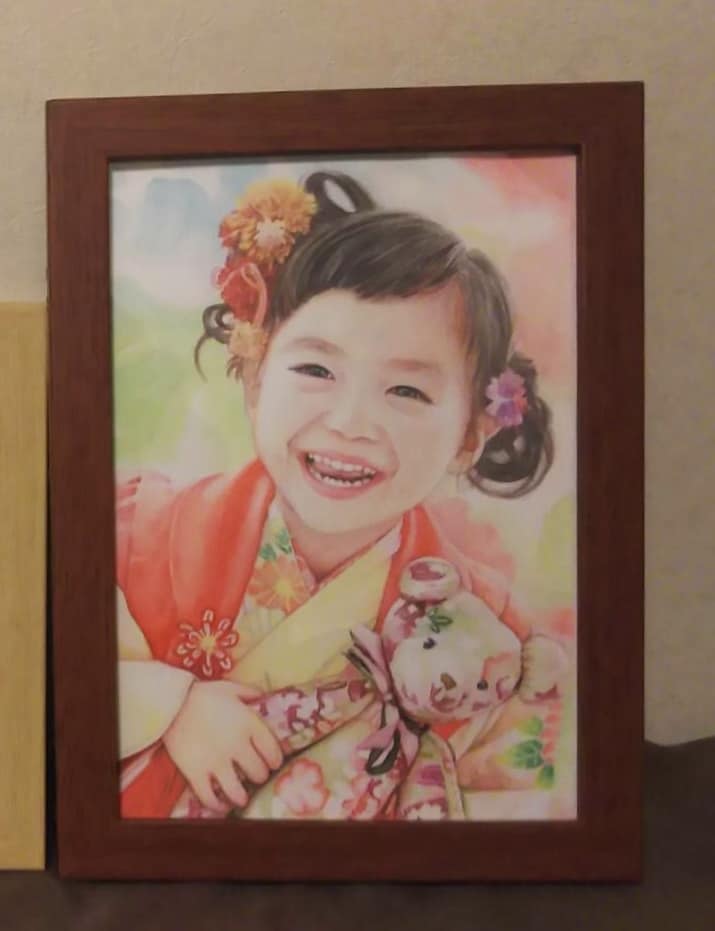 水彩色鉛筆の優しいタッチで似顔絵などお描きます お誕生日や記念日のお祝い、インテリアにおススメです。 イメージ2