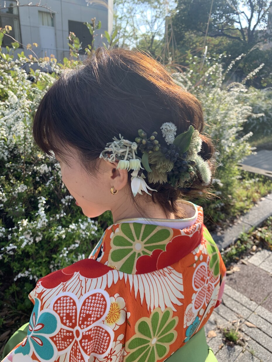 卒業式や成人式の髪飾り作ります 現役フリーランス花屋があなたに合う髪飾りを心込めて作りします イメージ5