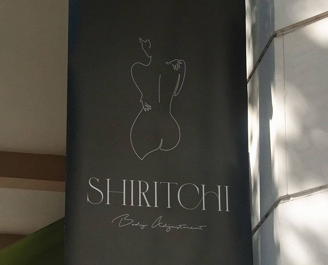 シンプルモダンでおしゃれな欧文ロゴをデザインします 記憶と印象に残るロゴであなたの事業の発展を後押しいたします イメージ10