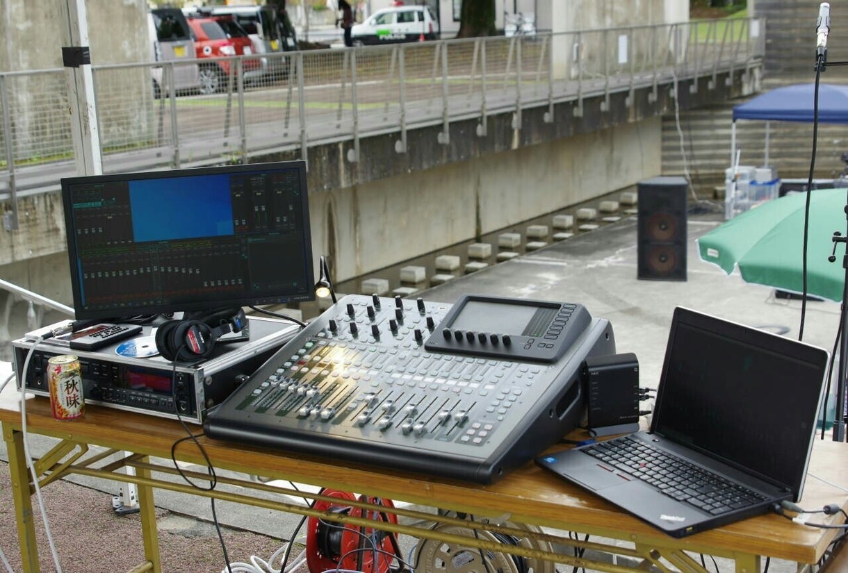 音楽、LIVEのフライヤーデザインします 現役バンドマンによる音楽、地域ライブのグラフィックデザイン イメージ4
