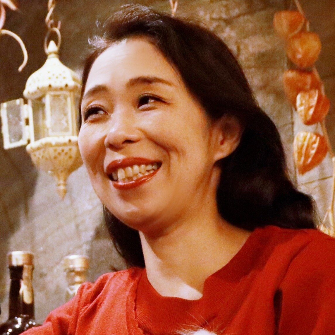 トラウマを乗り越えつつある私がお話を聞きます 人生経験豊富な二児の母 癒しボイスの50代女優です イメージ3