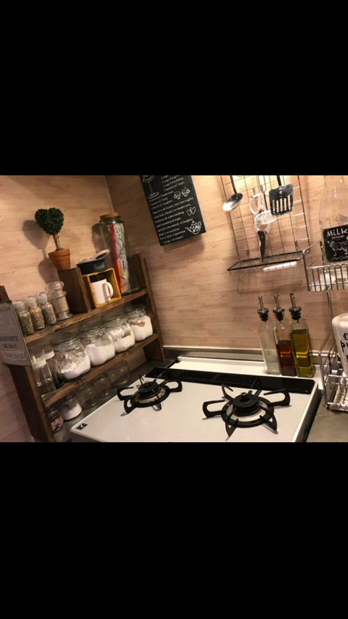 オーダーメイドキッチンシェルフを作ります キッチンの調味料を置くスペースがなく、キッチンが片付かない！ イメージ2