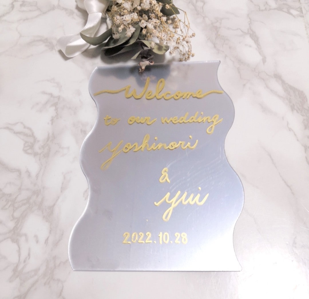結婚式のウェルカムミラー製作お手伝いします 【人気】おしゃれな筆記体でウェルカムスペースを彩ります イメージ5