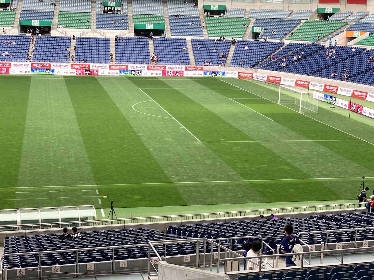 一緒にスポーツ観戦します 今、この瞬間に起こったプレーを一緒に共感します！ イメージ2