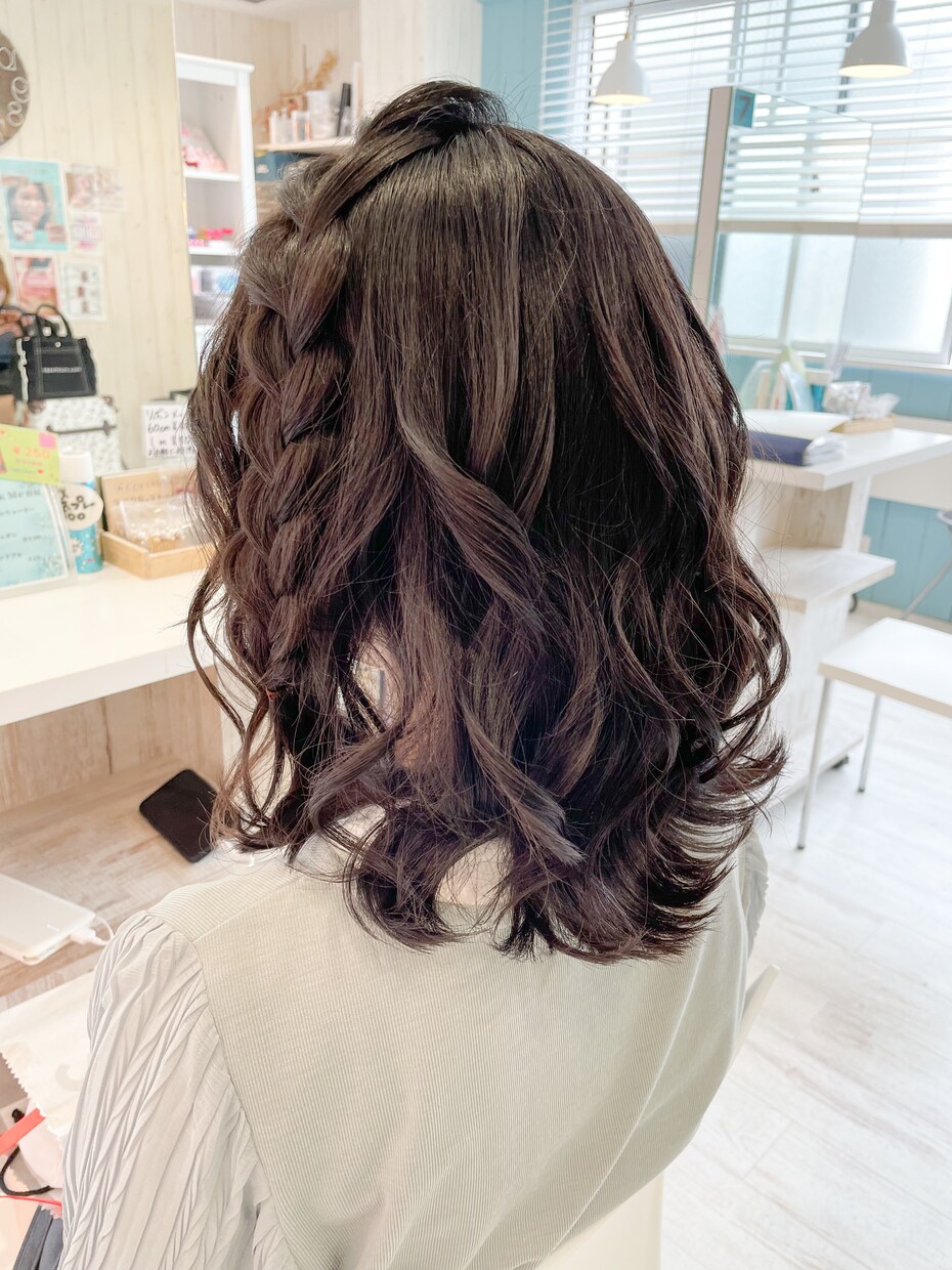 推し活におすすめなヘアメを提案します 毎月100人以上のヘアメスタイリストがおすすめヘアを教えます イメージ2