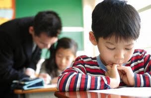 小中学生の暗記学習をサポート致します 紙と文字でも勉強が苦手が子がいます。その子向けの学習です イメージ1