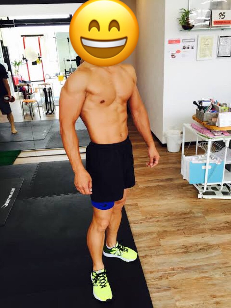 自宅で出来る胸筋トレーニングを紹介します 胸筋を鍛えて強そうに見られたい、かっこよくなりたい方へ イメージ1