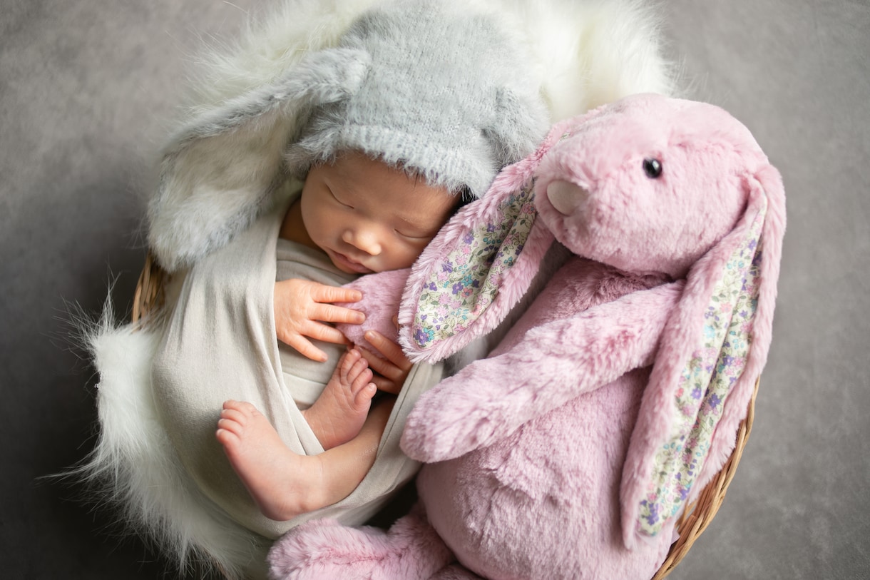 ニューボーンフォト｜今しかない瞬間を丁寧に残します 赤ちゃんとご家族の想いに寄り添い、やさしく丁寧に撮影します イメージ6