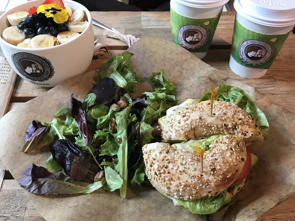 オススメご飯教えます！ハッピーアワーフル活用します 初めてのハワイ！どこのお店？どのメニュー？そんなあなたへ イメージ5