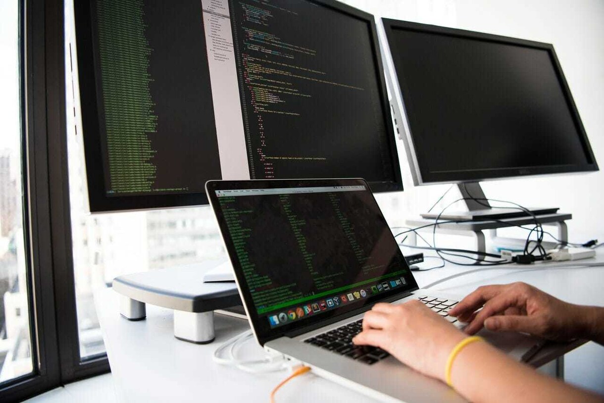 WEBシステム開発、機能改善、リニューアル承ります 業務システムや会員サービス、SNS連携など幅広く対応致します イメージ1