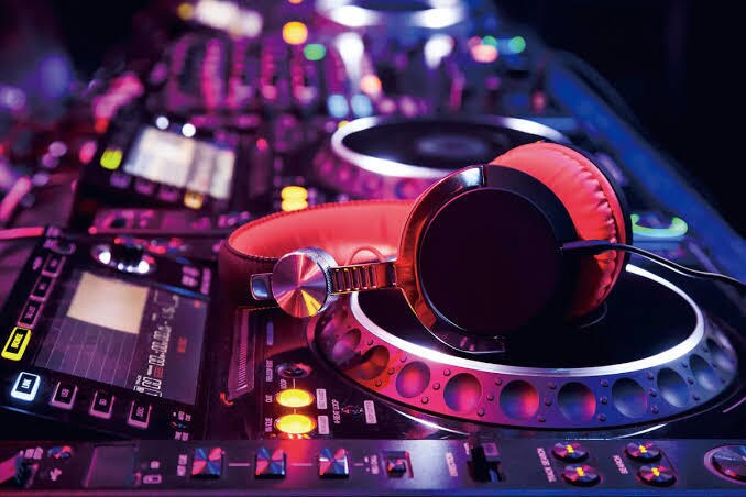 DJ始めたい方、初心者の方にレッスンさせて頂きます 初心者の方！分かりやすく1からお教えさせていただきます！ イメージ1