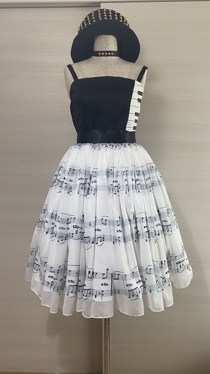 ドレス•コスプレetc.こだわった衣装制作します とびきりの1着を目指す方！お気軽にご相談ください！ イメージ1