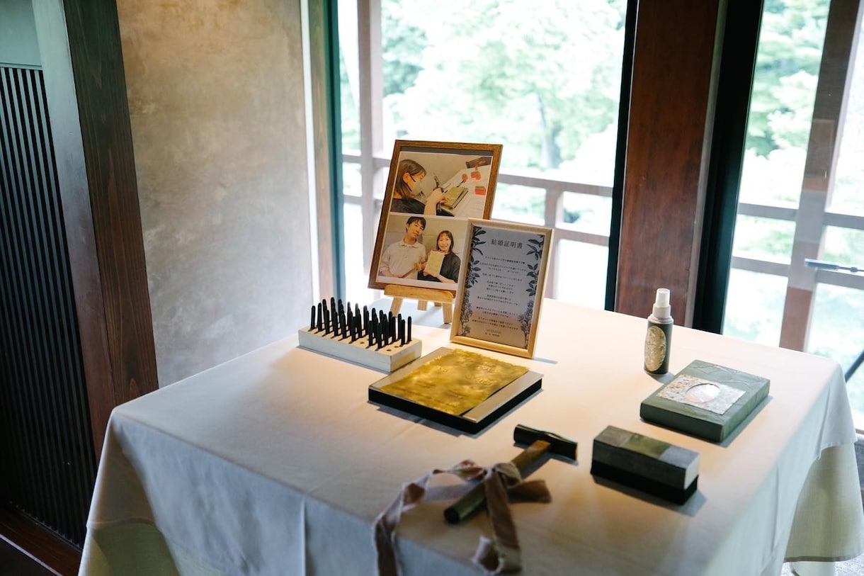 世界に一つの真鍮結婚証明書を制作します ★往復送料無料★ゲスト様と作る結婚証明書（A5サイズ） イメージ3