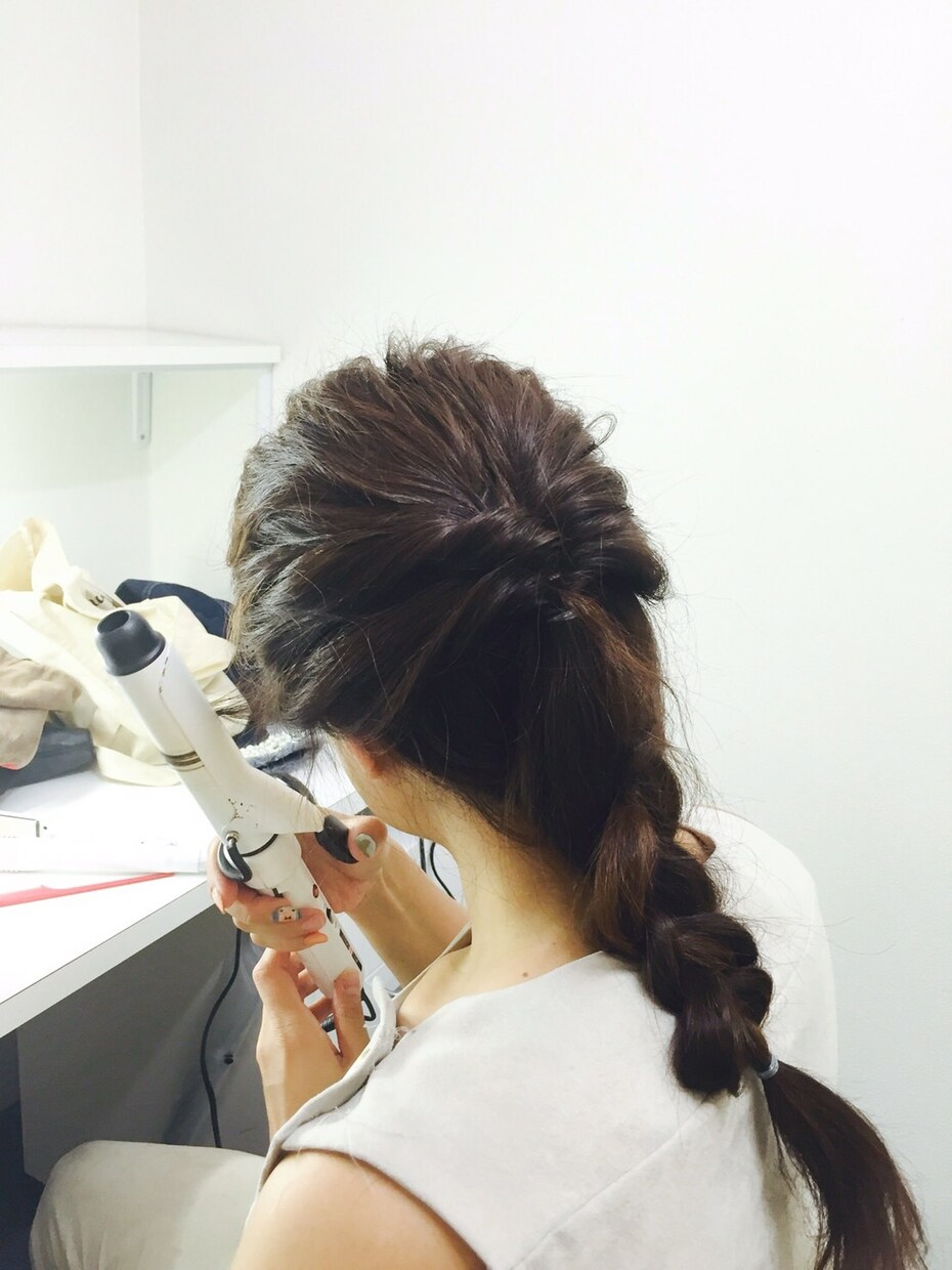 プロのヘアメイクが貴方のお悩みを解決します 現場で活動しているプロによるパーソナルヘアメイクレッスン イメージ3
