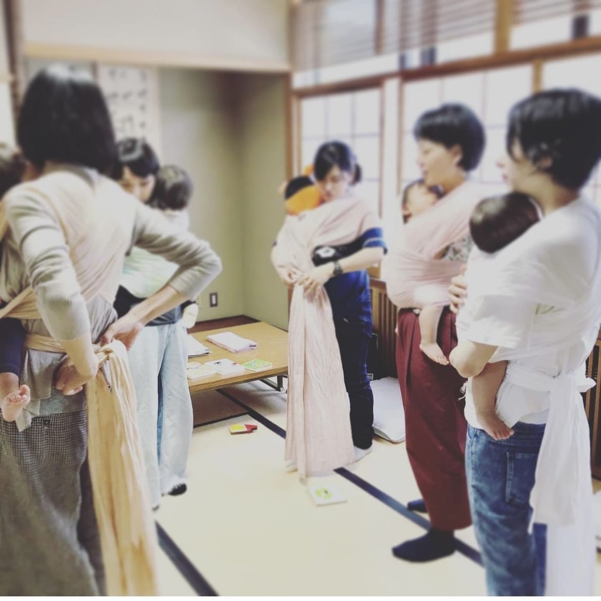 さらし一枚で、おんぶと抱っこができるようになります 薄くて軽く安い さらしをつかって、チャレンジしてみませんか？ イメージ2