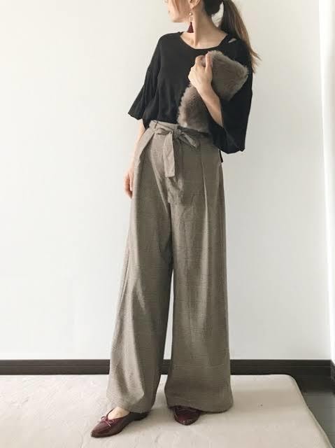 元アパレル販売員がコーディネートご提案致します プチプラからルミネ価格帯まで！女性向けです。 イメージ3