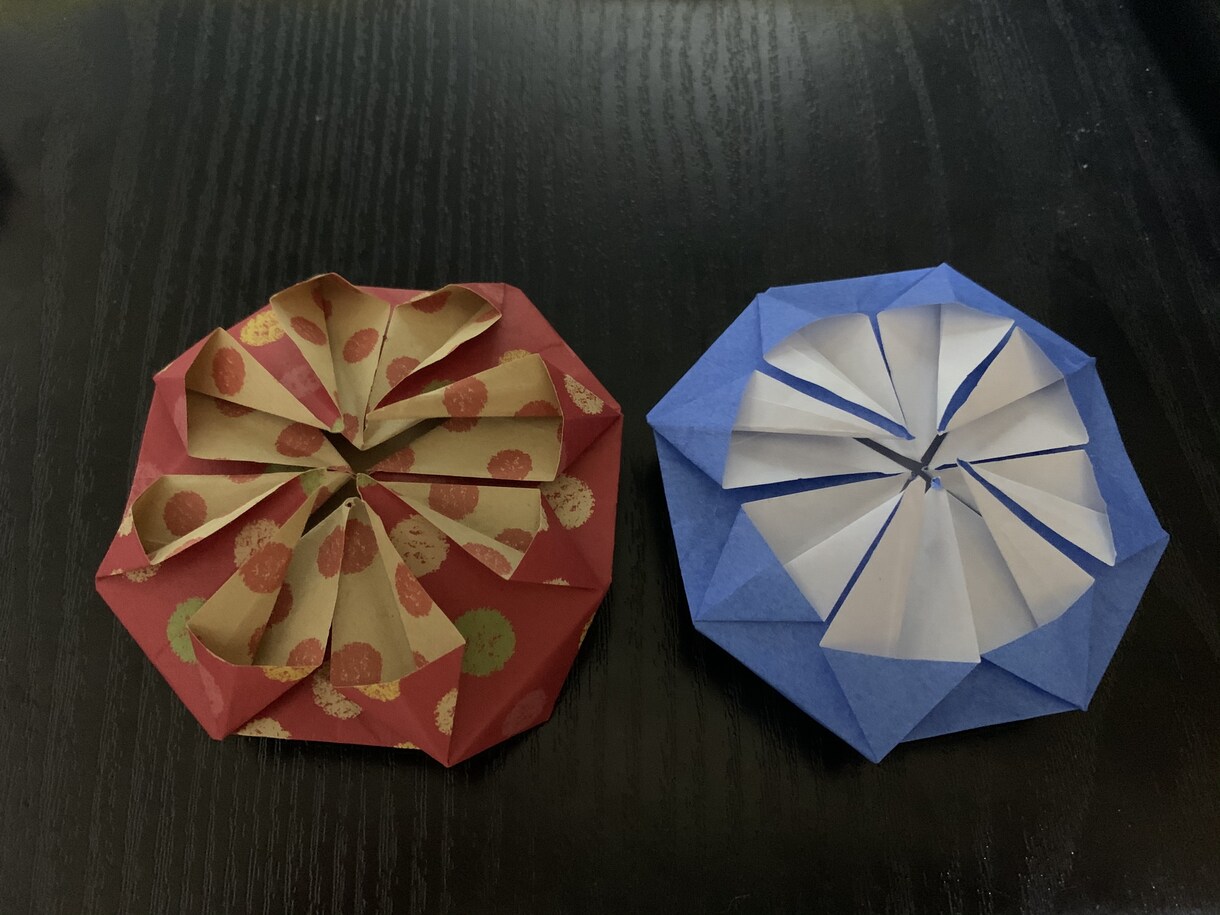 折り紙つくります 様々な祈りを込めて鶴をおりますお花もおります イメージ2