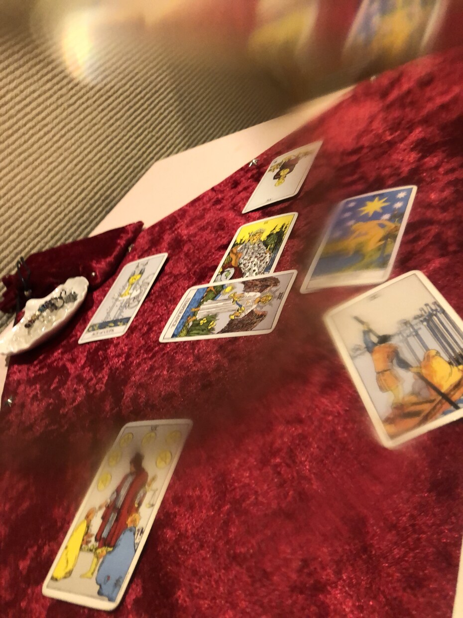 あなたの運命、宿命、才能、適職、何でも占います 都内で対面鑑定をしている占い師です！是非占わせてください！ イメージ2