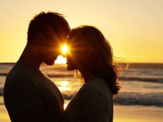 占星術で持って生まれた結婚、恋愛運をみます あなたの恋愛結婚の傾向をみていきます イメージ3