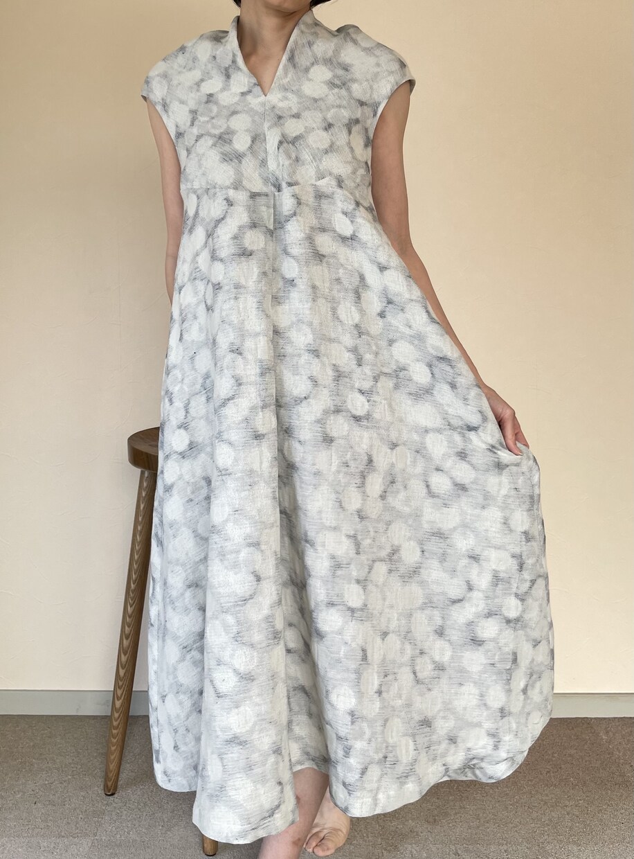 お気に入りのお洋服から同じ型紙を再現します 現役の婦人服縫製プロが解体せずに手書きの型紙をお届けします イメージ8