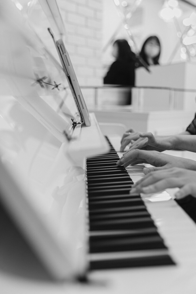 グランドピアノの演奏動画、録音を提供します 初級から上級レベルの曲まで対応します。 イメージ1