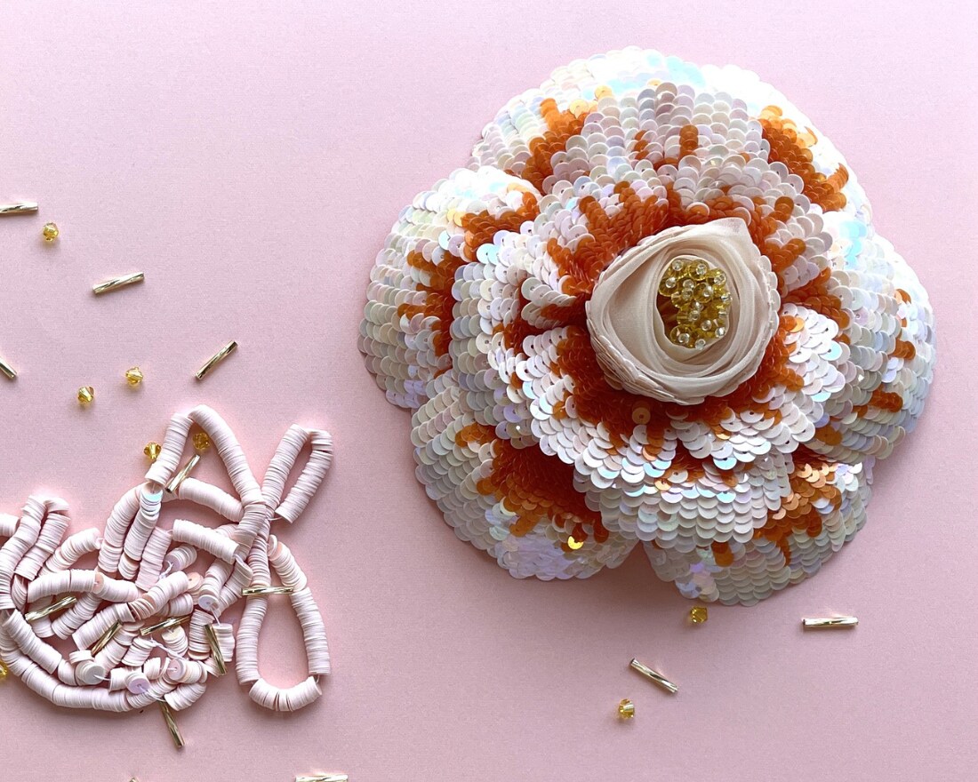 超初心者歓迎！　リュネビル刺繍おしえます ビーズやスパンコールを美しく、早く刺繍したい方へ イメージ3