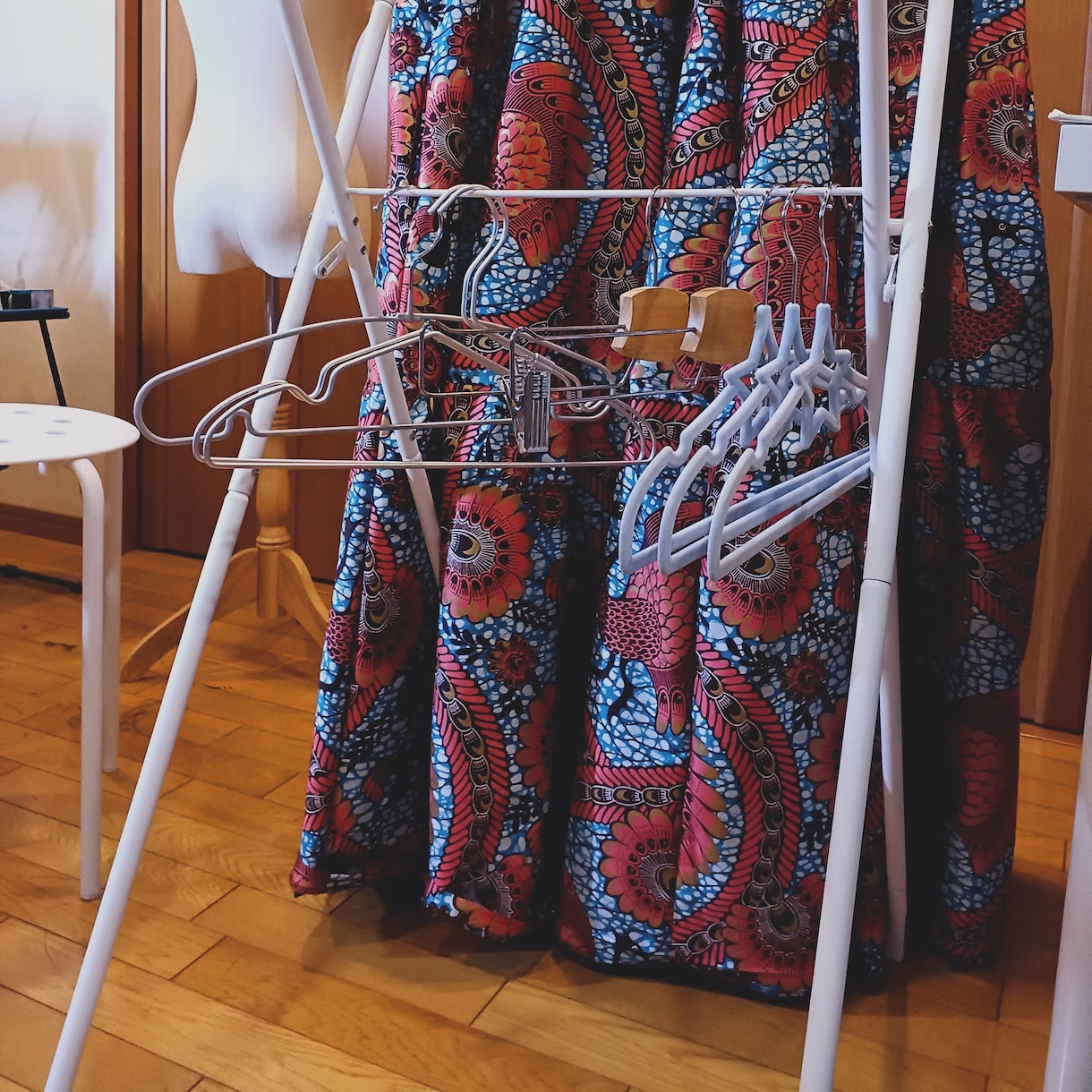 こだわりのお洋服♡縫製代行いたします オシャレな生地であなたらしい装いを！ イメージ5